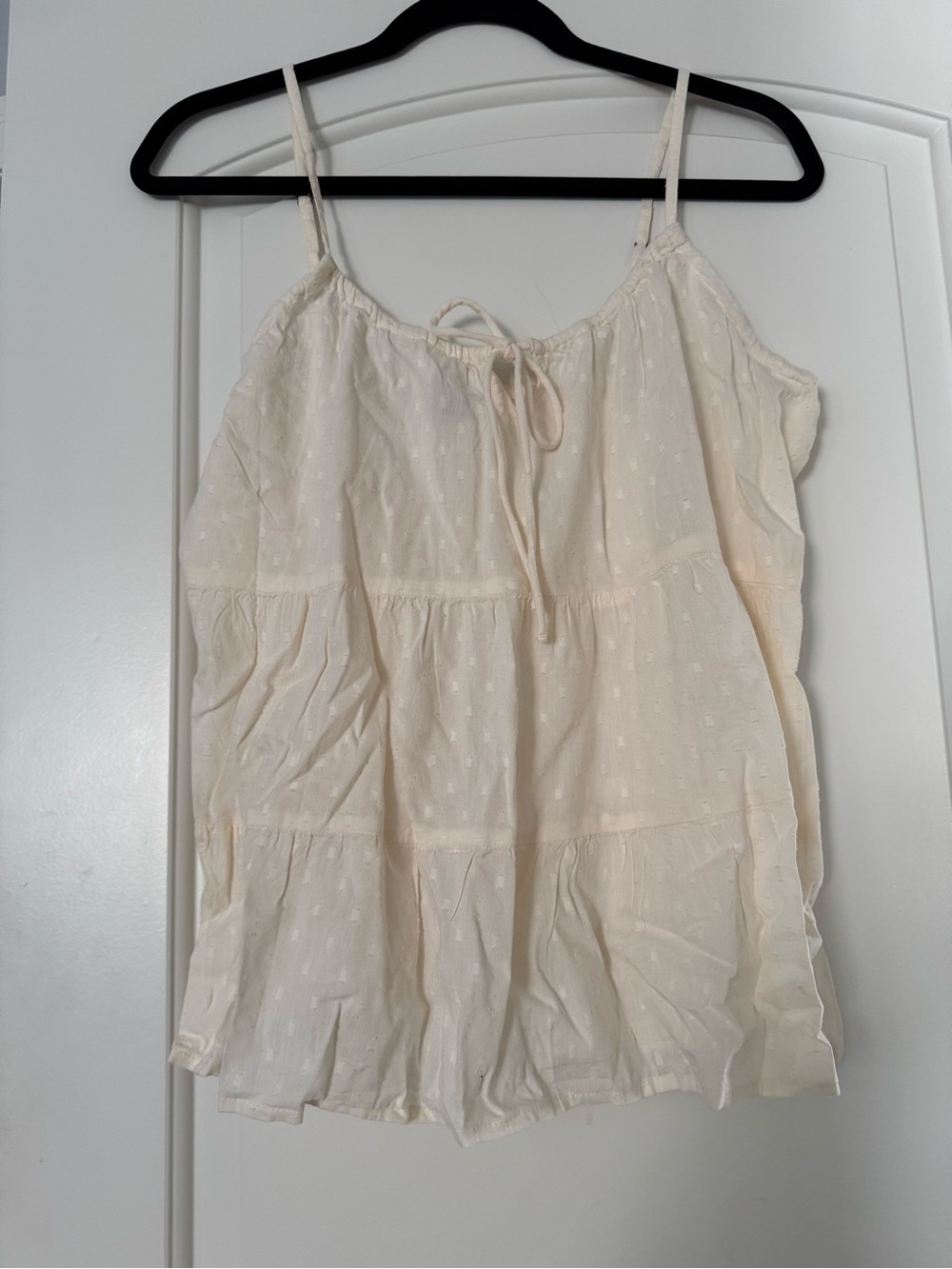 Old Navy Cream Tiered Spaghetti Strap Cami